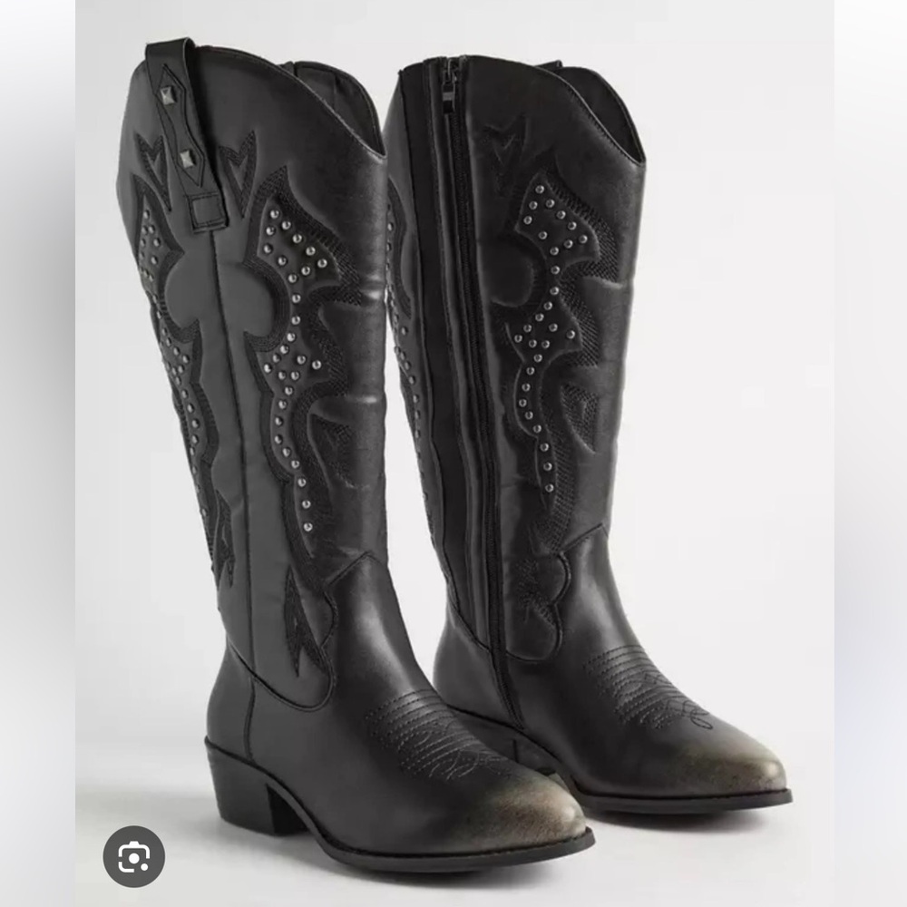 NWT Torrid Black Studded Boots EXTRA WIDE CALF 6.5